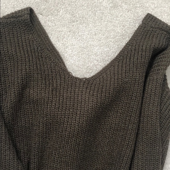ASTR Twist Back Sweater - Picture 8 of 8